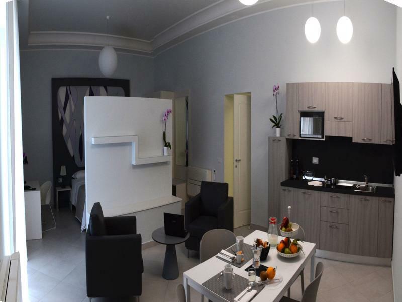 Dioniso's Luxury Municipio Apartment *