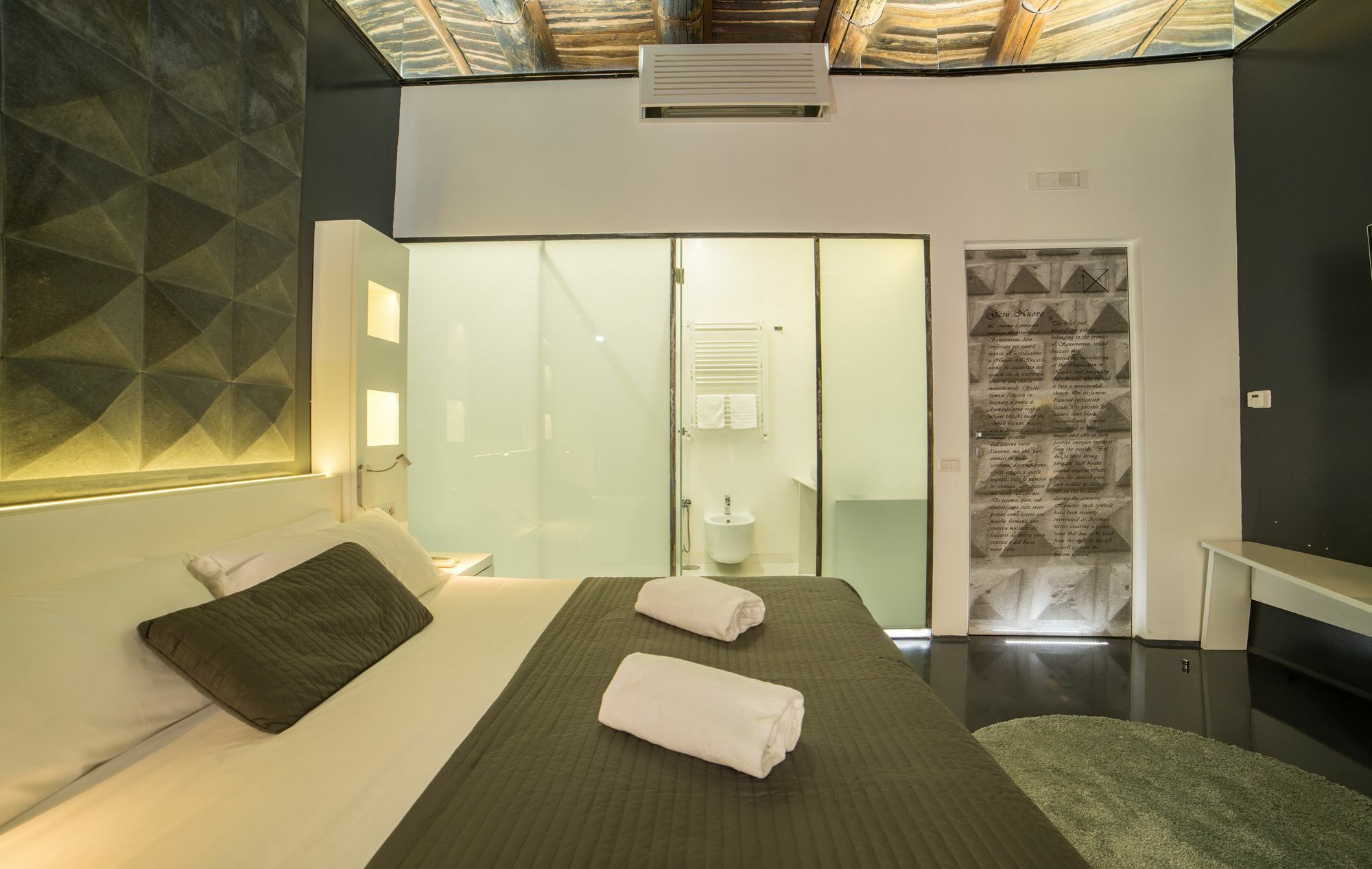 Guest house Chiaia 197 Deluxe Naples