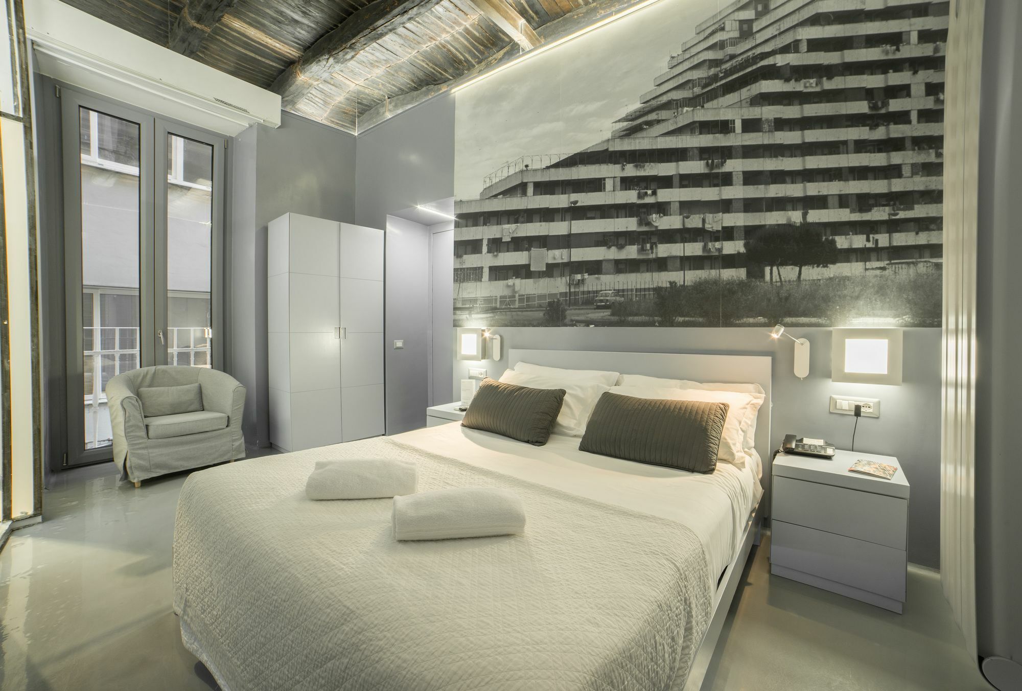 Guest house Chiaia 197 Deluxe 2*