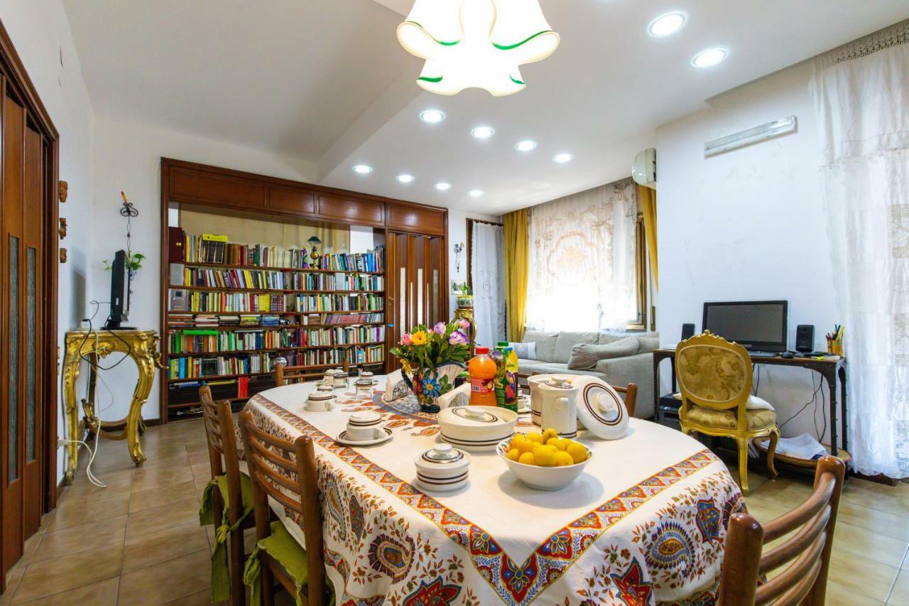 Bed & Breakfast Donna Melina Naples
