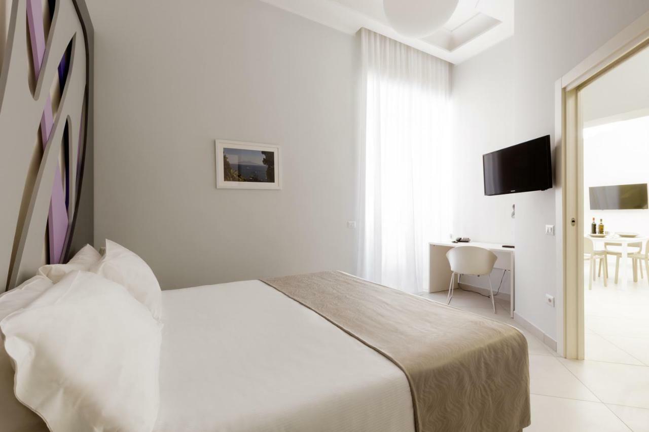 Dioniso's Luxury Municipio Apartment *