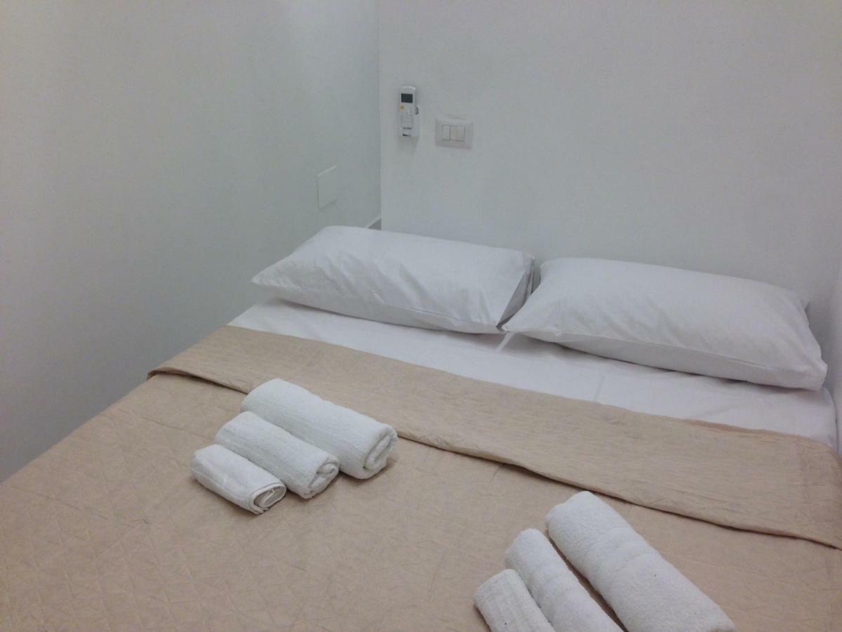 Bed & Breakfast Domuschiara Naples