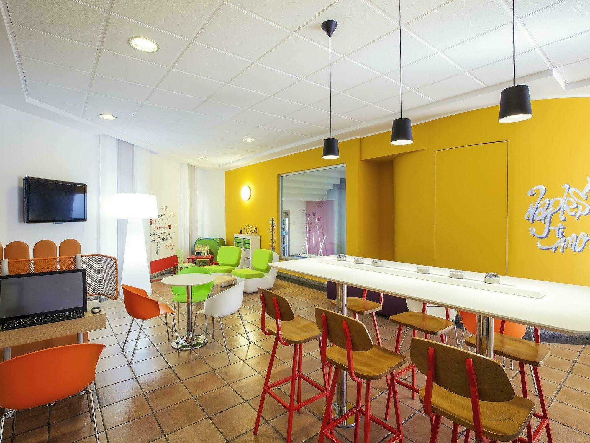 Ibis Styles Garibaldi 3* Naples