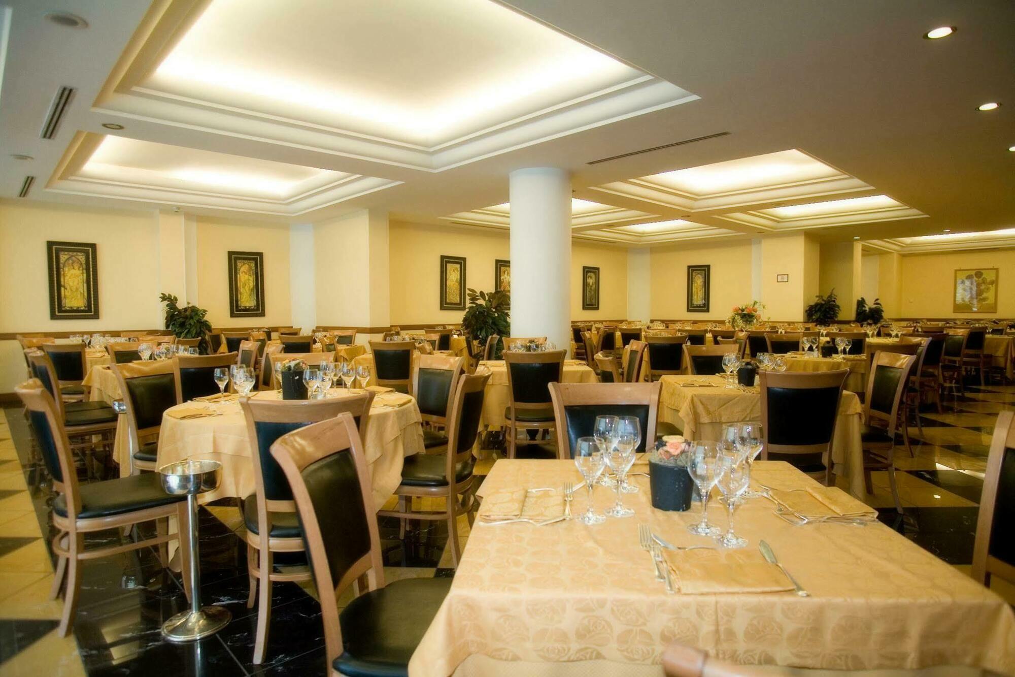 Hotel Ramada By Wyndham