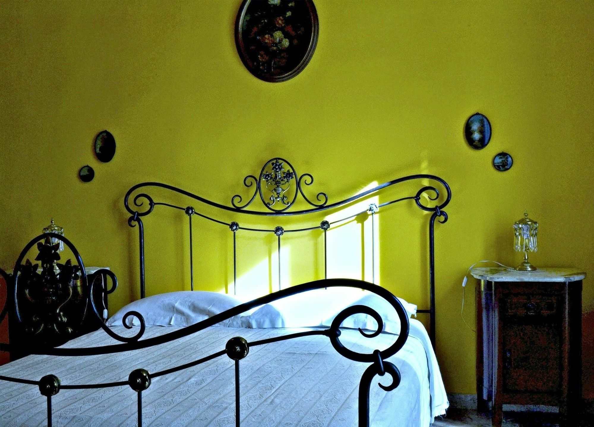 Bed & Breakfast A Casa Di Mamma Naples