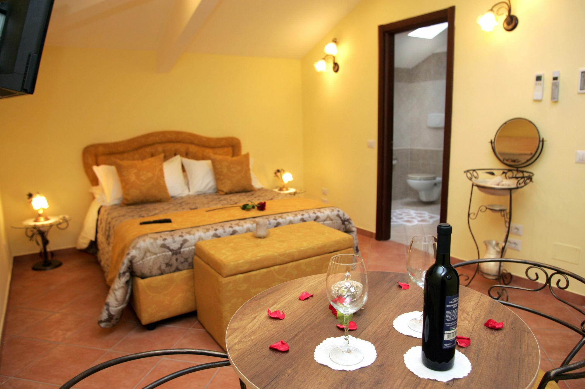 Mercatello Relais Old 3* Naples