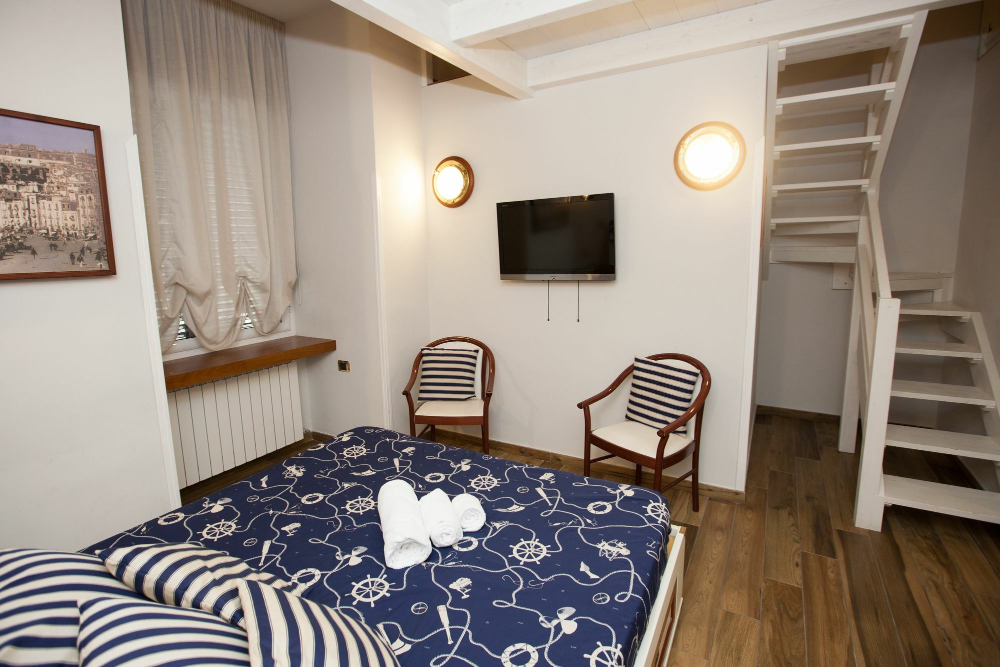 Ausonia 2* Naples