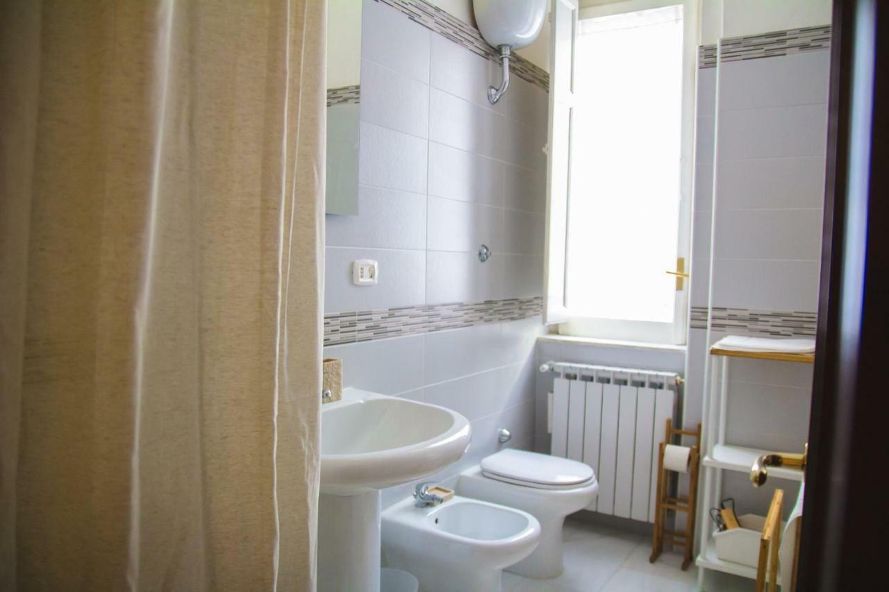 Easy House Bed & Breakfast 2*