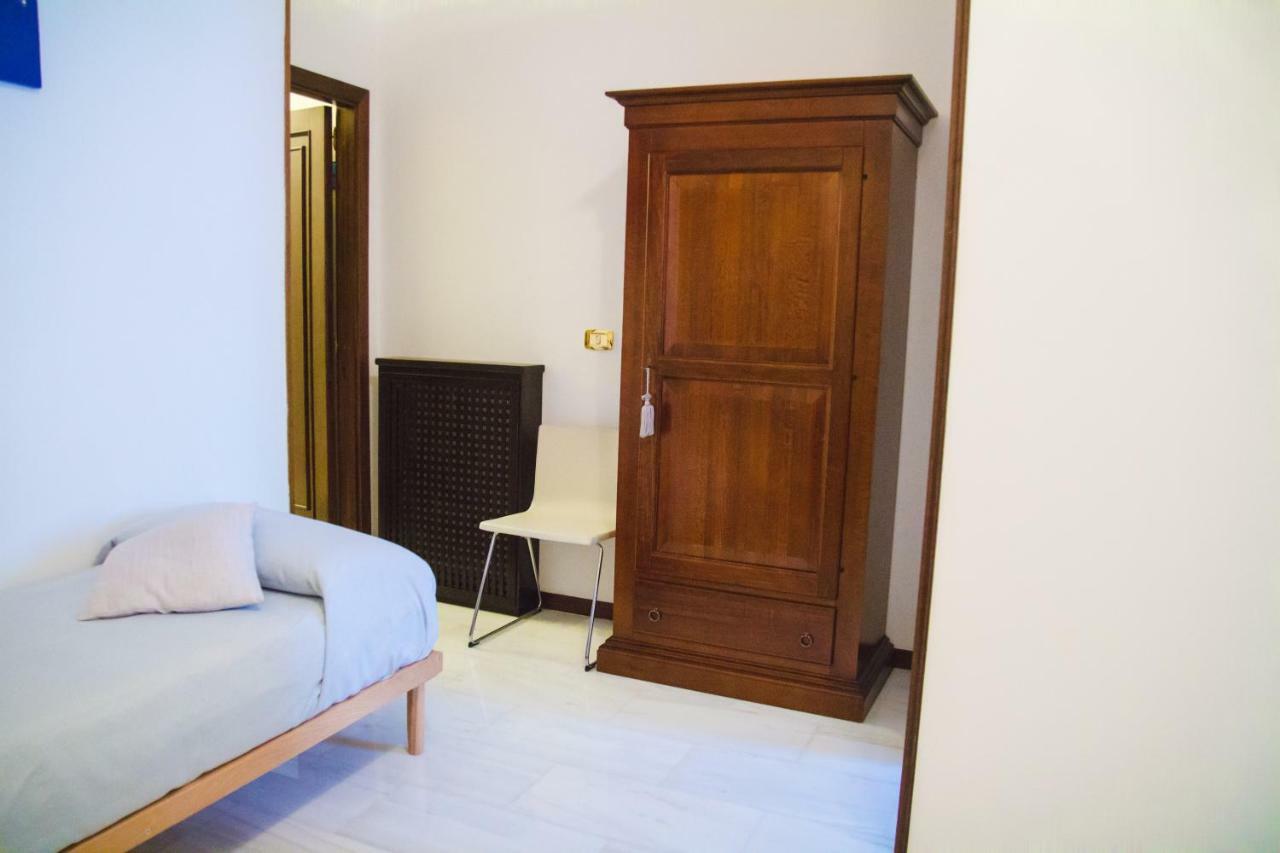 Bed & Breakfast Easy House Naples