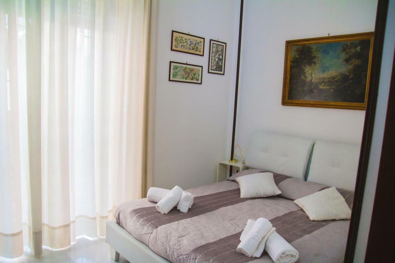 Easy House Bed & Breakfast 2*
