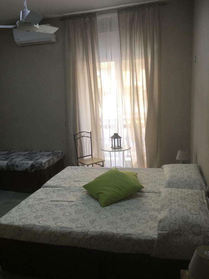 Cara Bed & Breakfast 2*