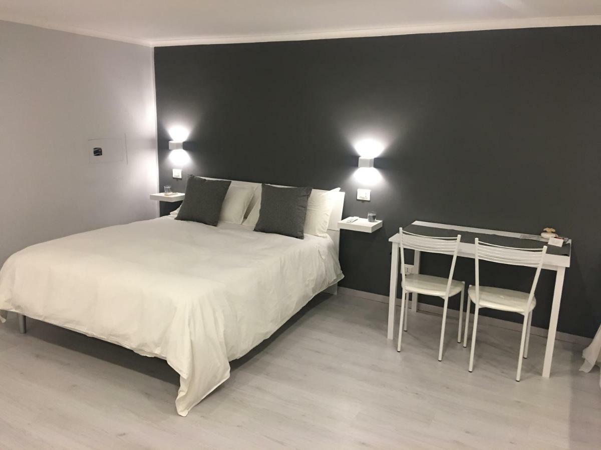 The Lux Mergellina Bed & Breakfast