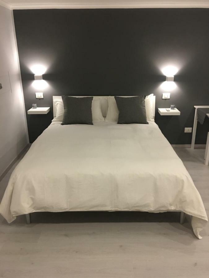 The Lux Mergellina 2* Naples