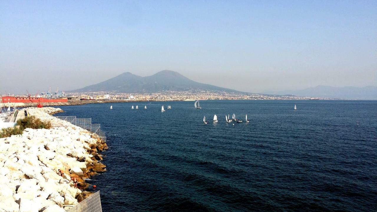 In...napoli 3*