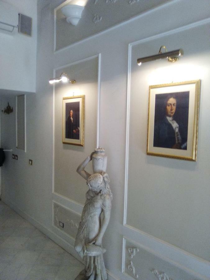 Edoardo Al Plebiscito * Naples