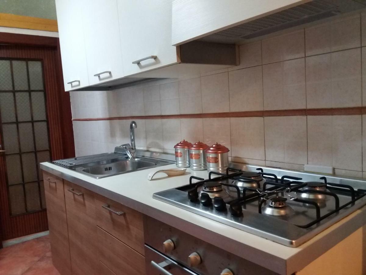 Apartment Casa Lillina A Toledo , Near Piazza Del Plebiscito Naples