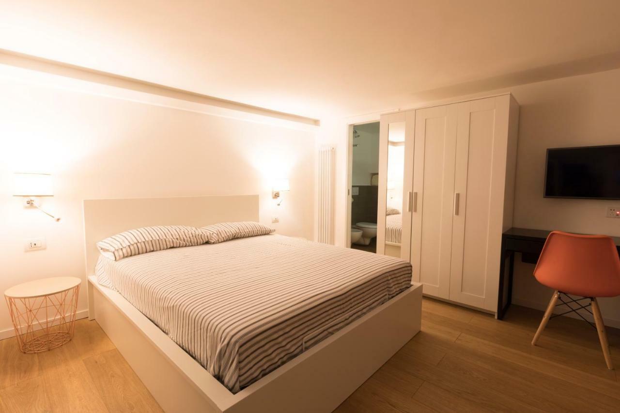 Apartment Casa Fabrizio Ai Gradoni Di Chiaia *