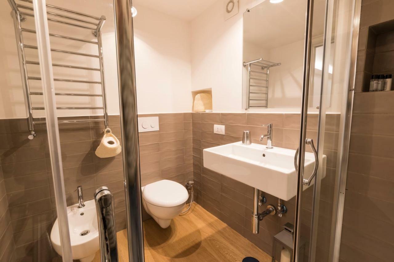 Apartment Casa Fabrizio Ai Gradoni Di Chiaia *