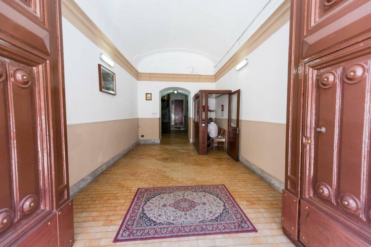 Aperture 3* Naples
