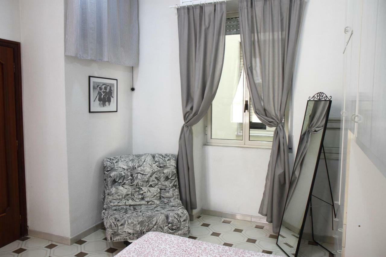 Fira's Apartment Naples