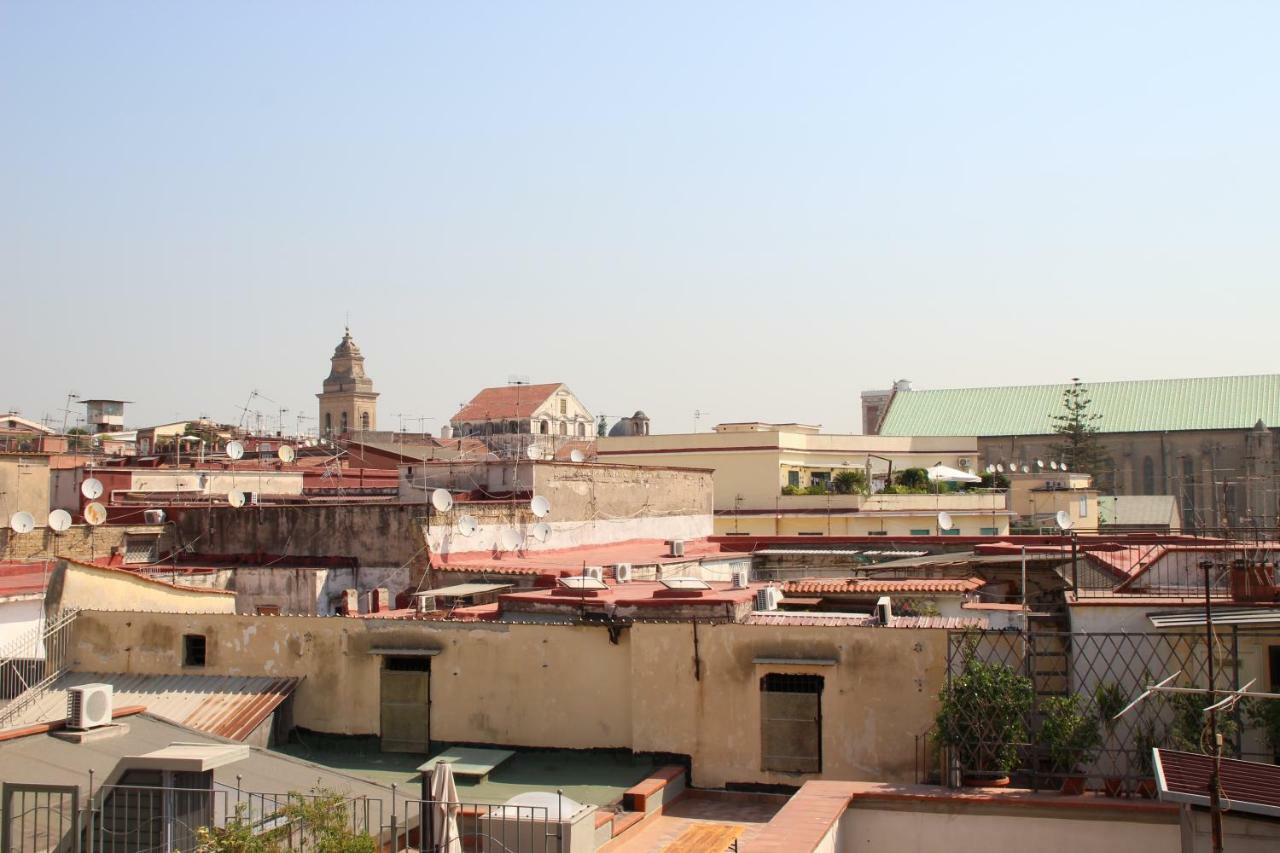 Caravita, 14 * Naples