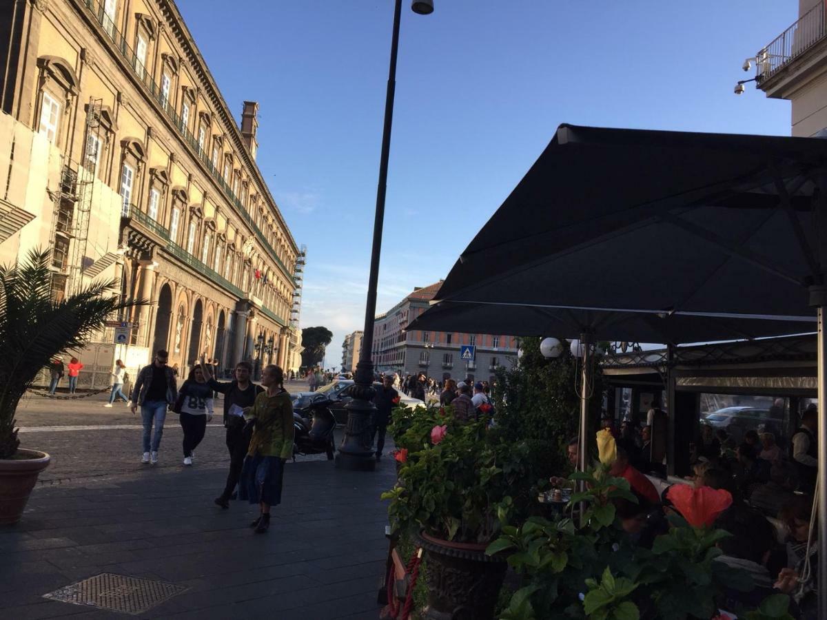 Appartamentino 116 Via Chiaia Apartment Naples