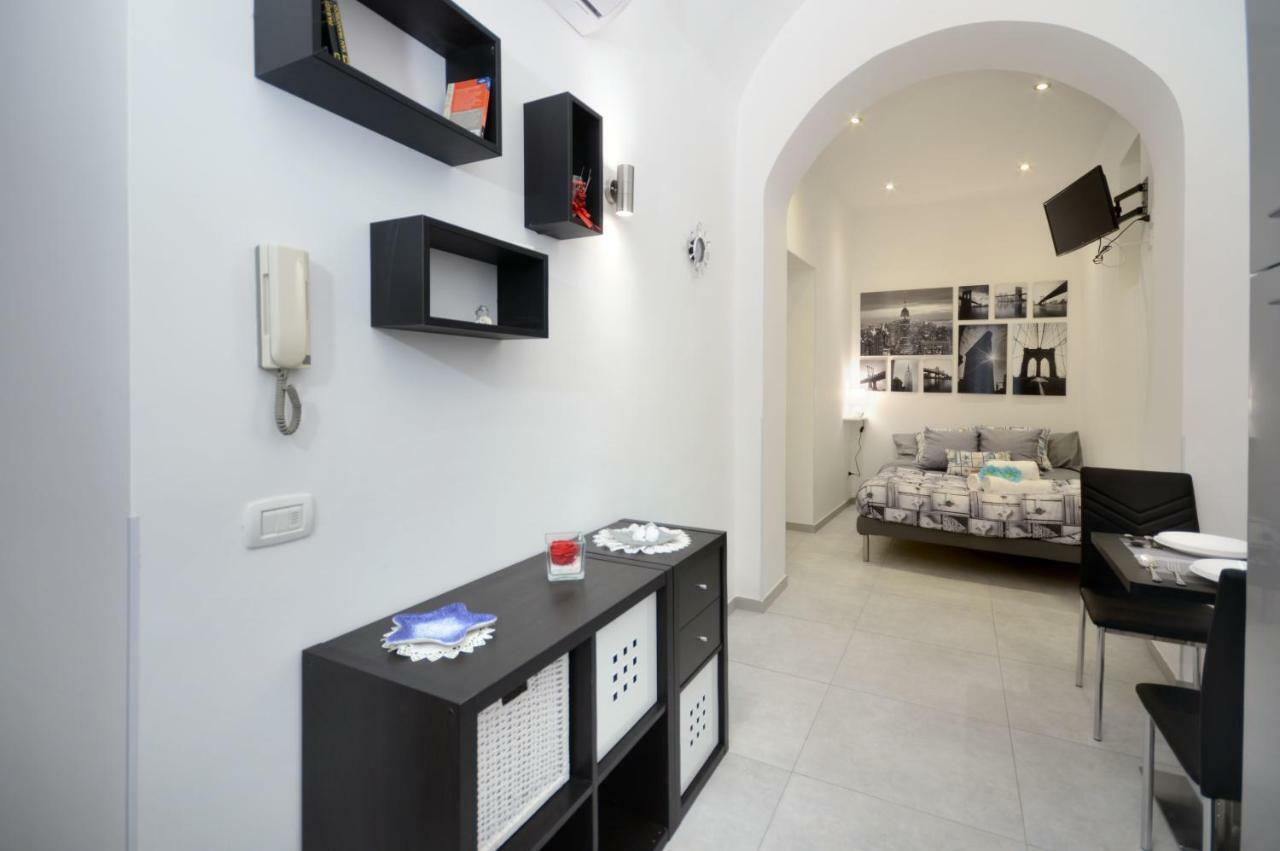 Alexandra Exclusive * Naples
