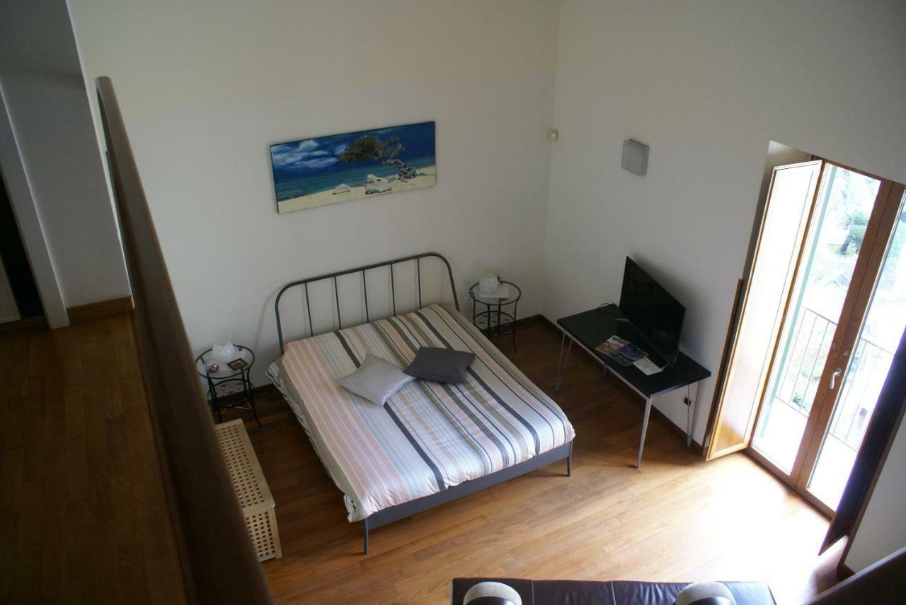 Letto E Cornetto Naples