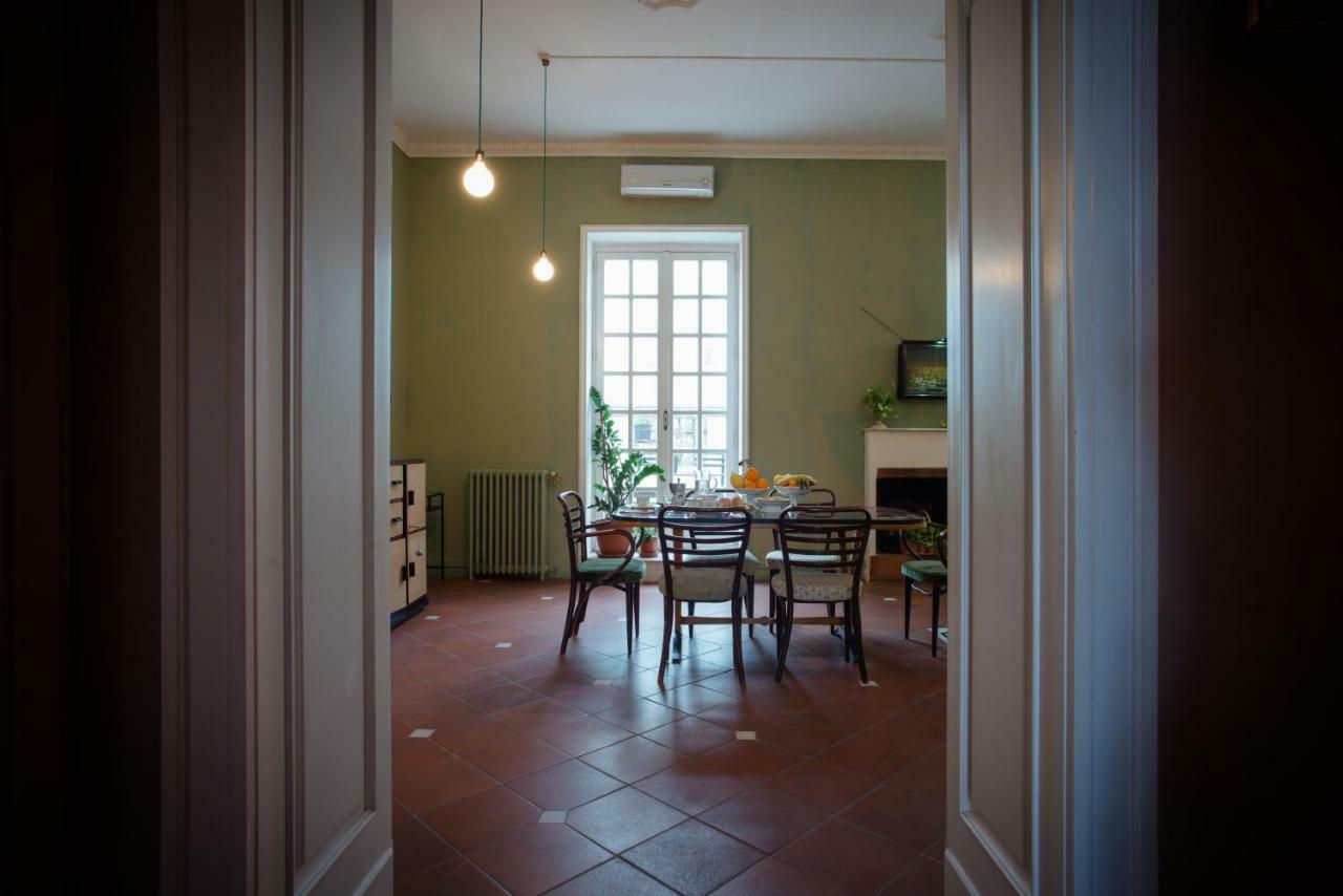 Bohemki: Galleria Umberto I° Bed & Breakfast Naples