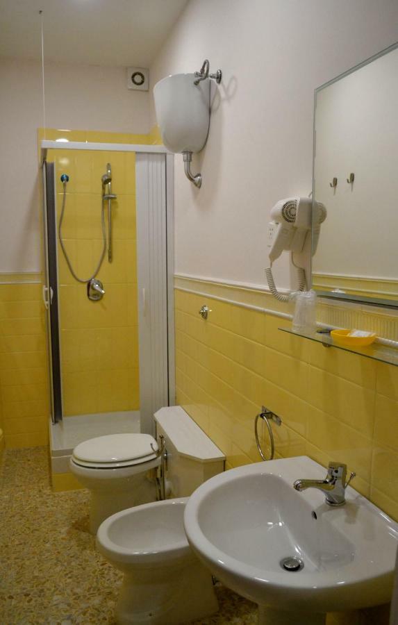 Le Sirene Guest house *