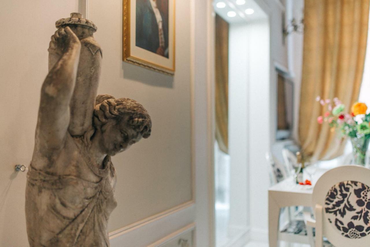 Apartment Edoardo Al Plebiscito Naples