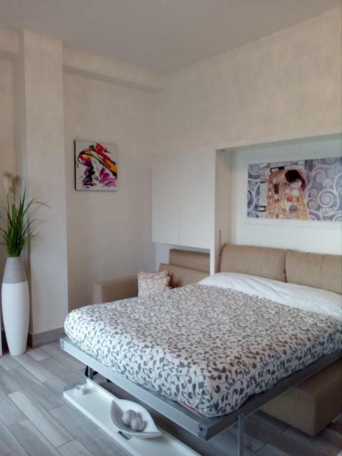 Estasi Apartment *