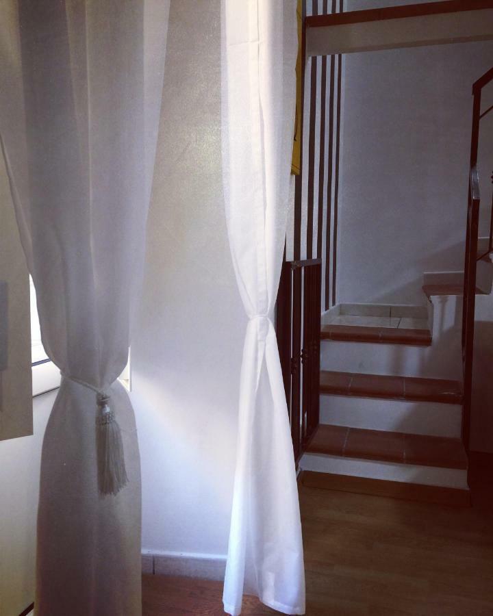 Apartment Garibaldi Naples