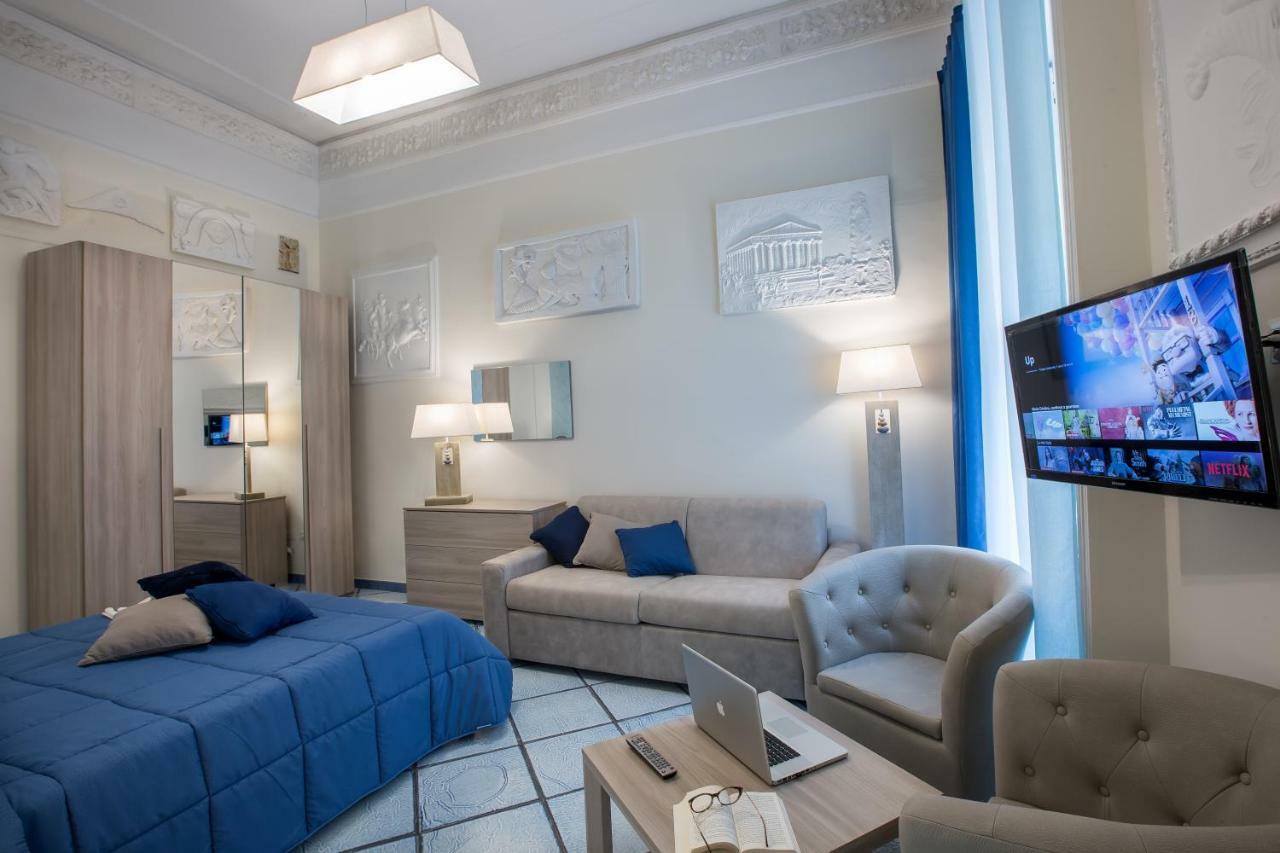 Residenza Santa Lucia A Mare * Naples