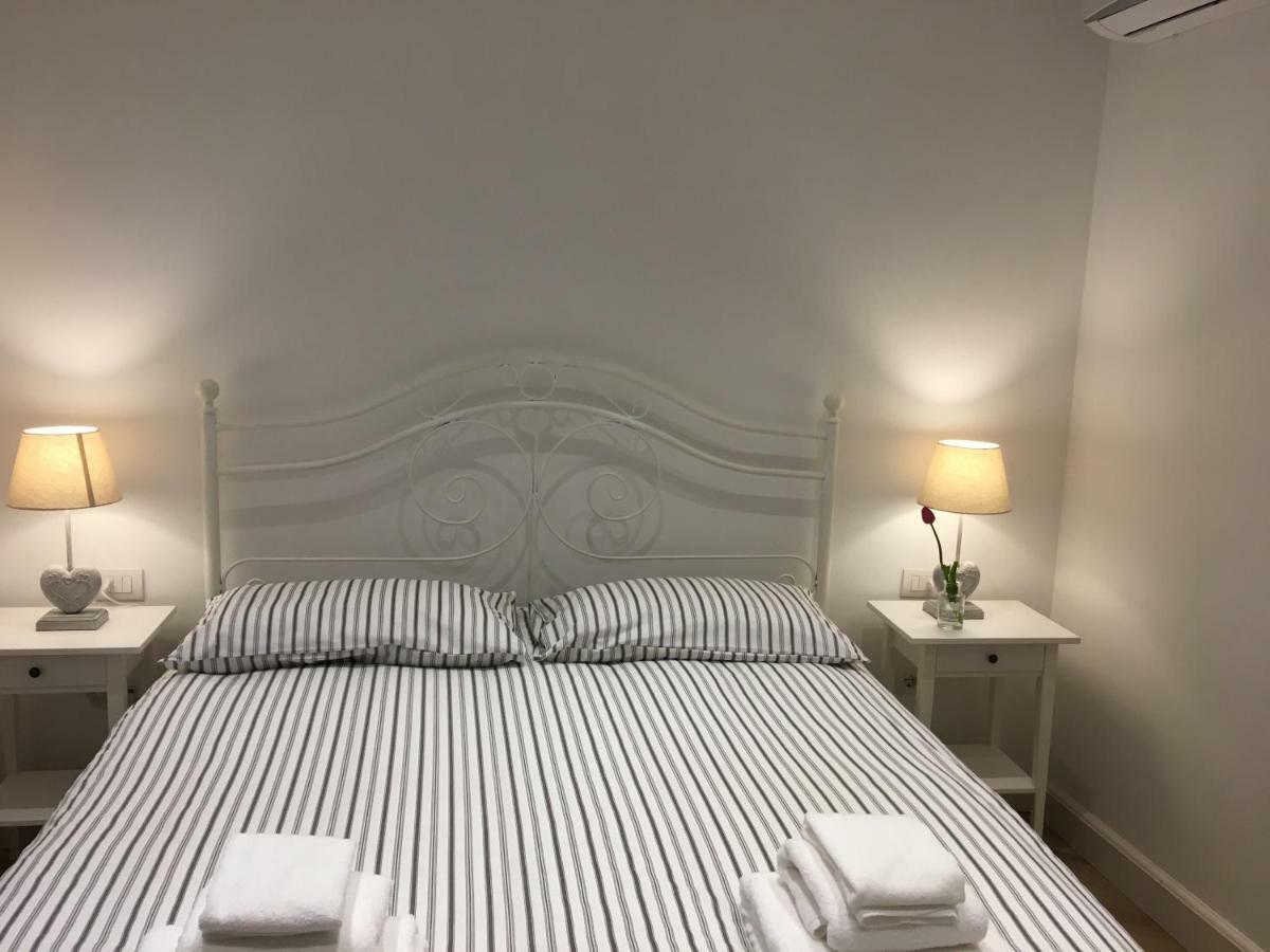 La Scalinata Di Chiaia Bed & Breakfast Naples