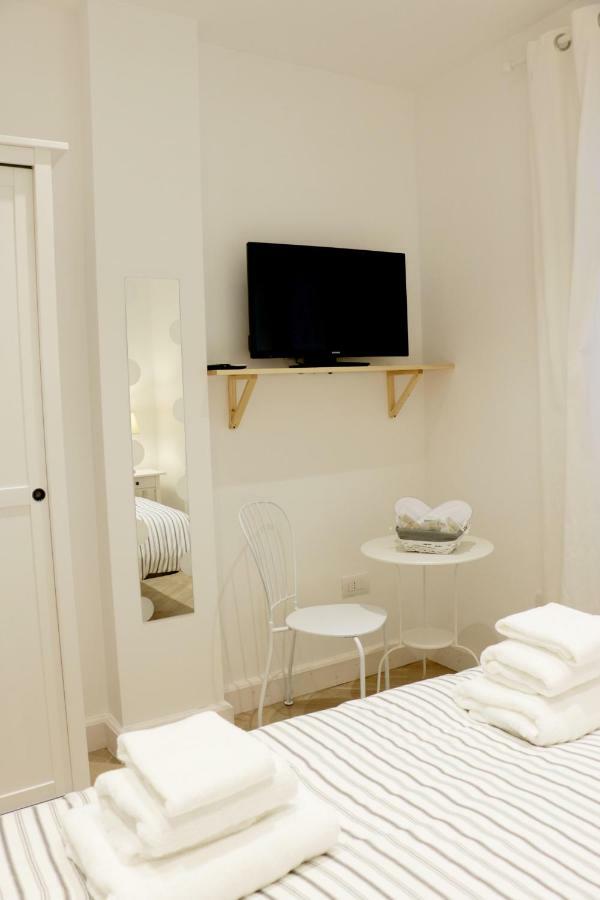 Bed & Breakfast La Scalinata Di Chiaia Naples