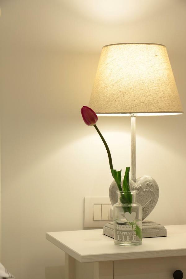 La Scalinata Di Chiaia Bed & Breakfast Naples