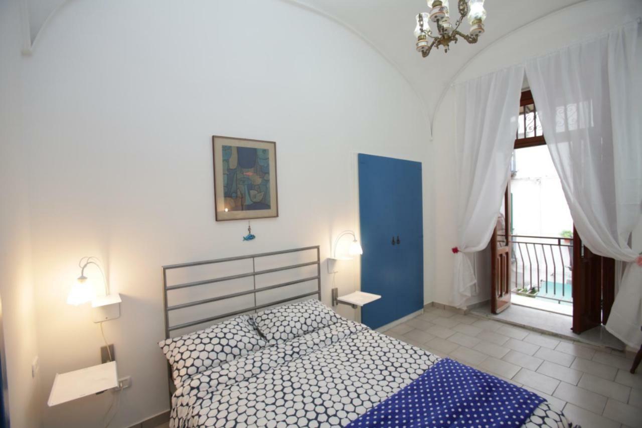 Gennaro & Partenope Apartment *