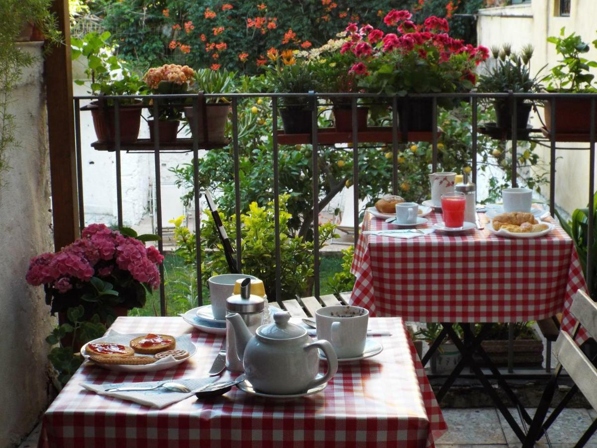 Ingiropernapoli Bed & Breakfast