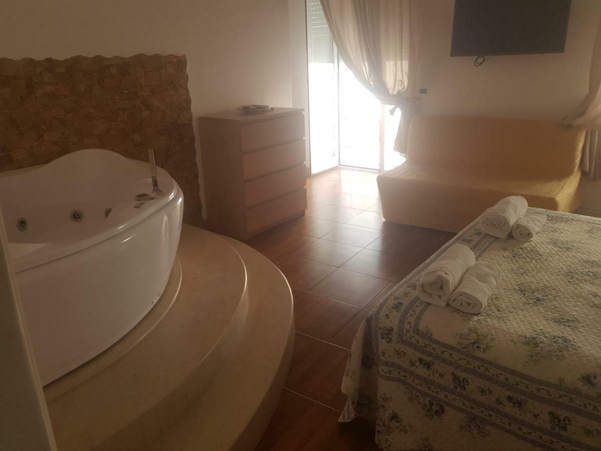 Arco Di Chiaia Holiday home Naples