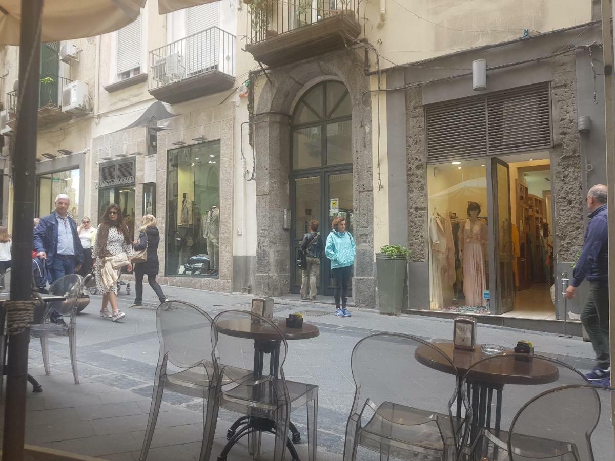 Arco Di Chiaia Naples