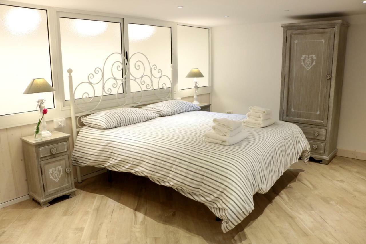 La Scalinata Di Chiaia 3* Naples