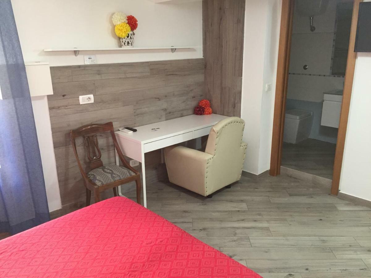 Bed & Breakfast La Bugia Naples