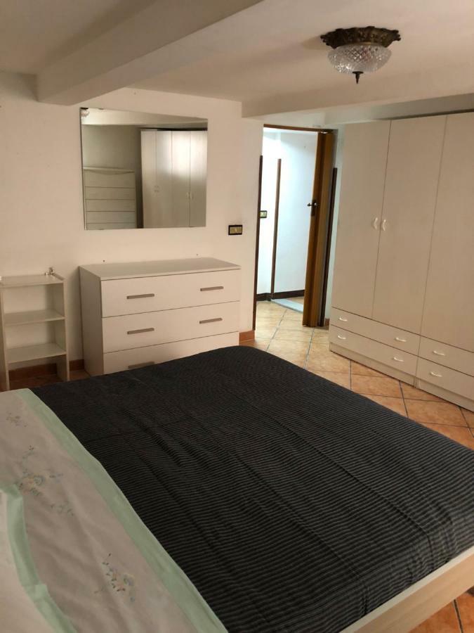 Barrios 9 * Naples