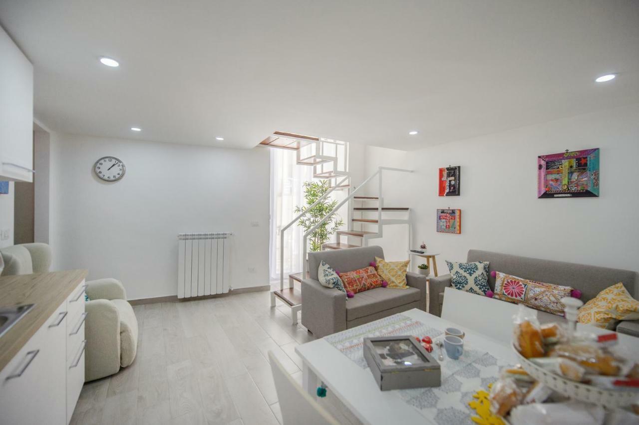 Apartment Miranda Nel Cuore Del Vomero *