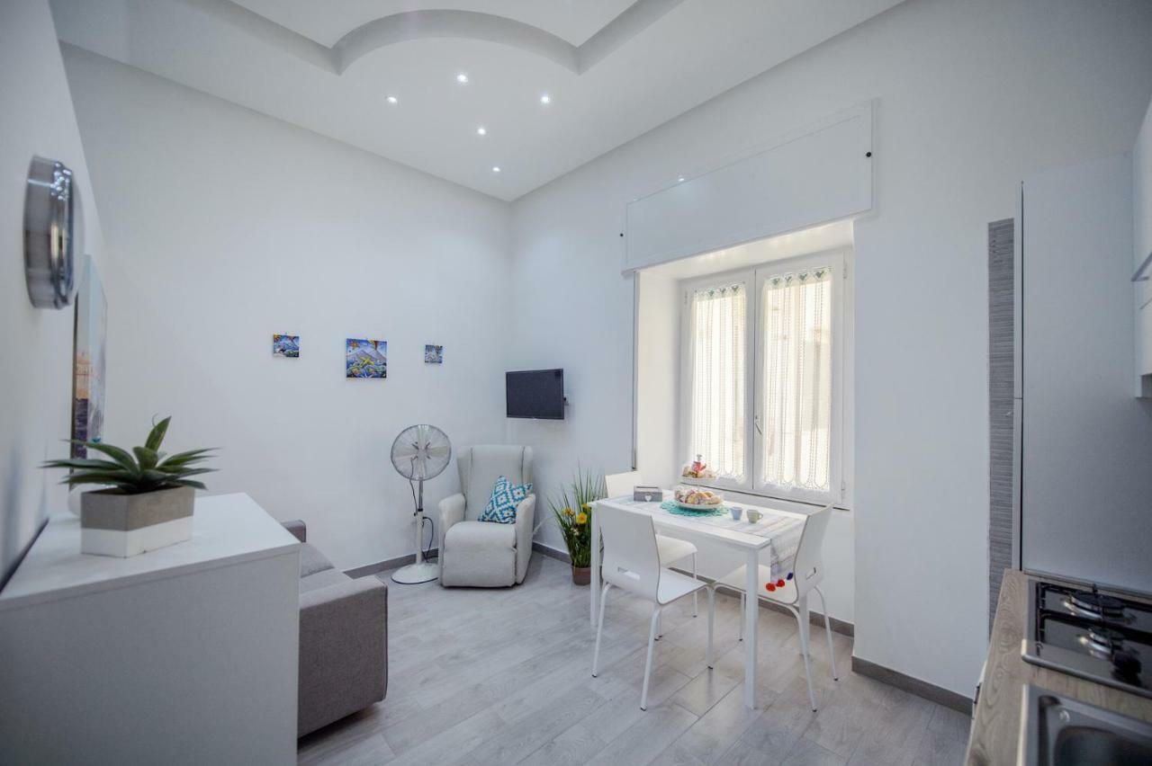 Miranda Nel Cuore Del Vomero Apartment