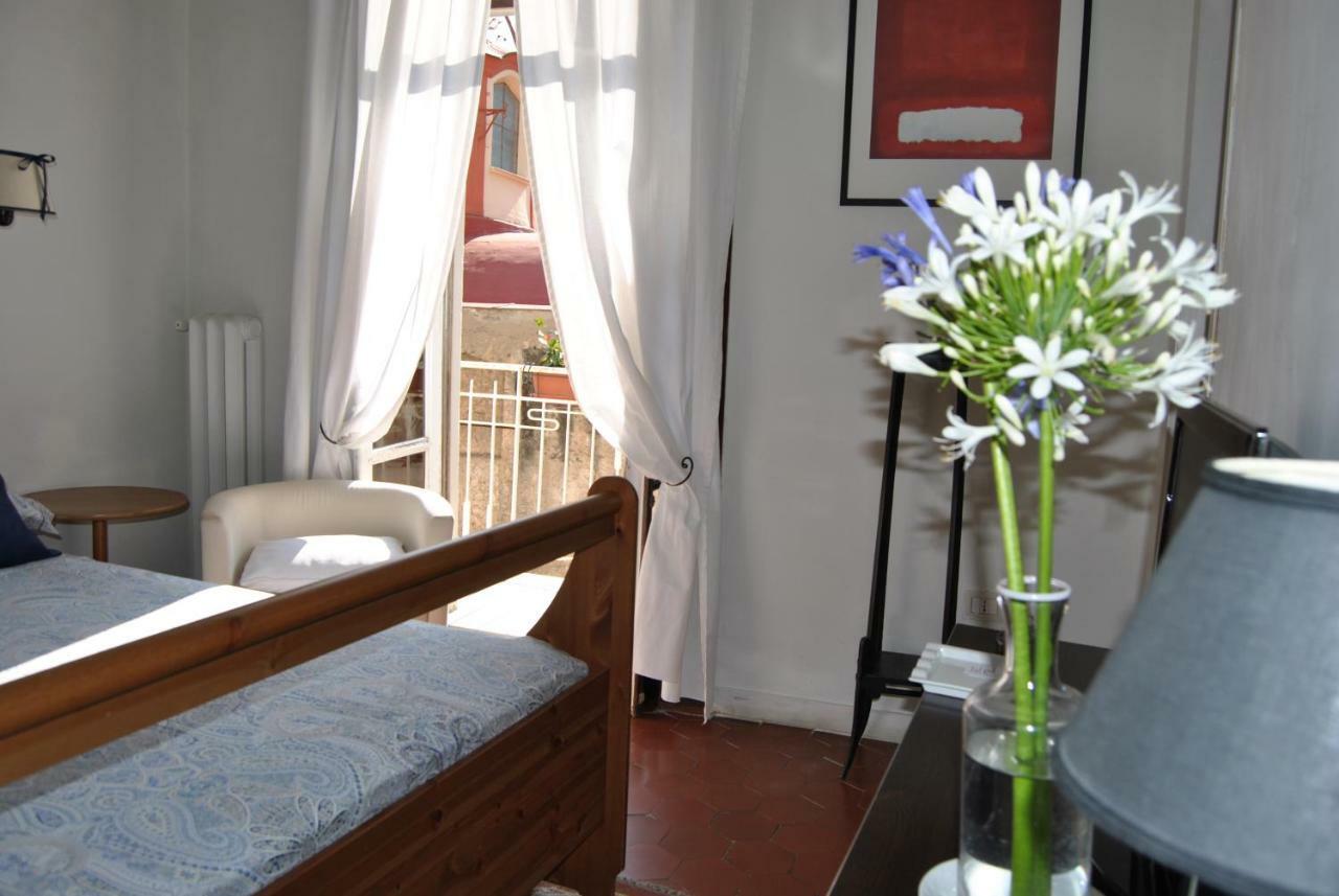 Bed & Breakfast Serenella Naples