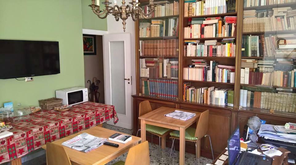 Bibliotechina Bed & Breakfast Naples