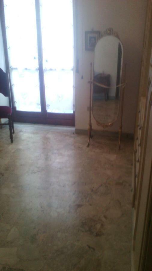 Luce Di Homestay Naples