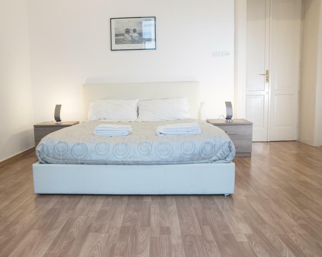 Apartment Casa Vacanze Umberto I Naples